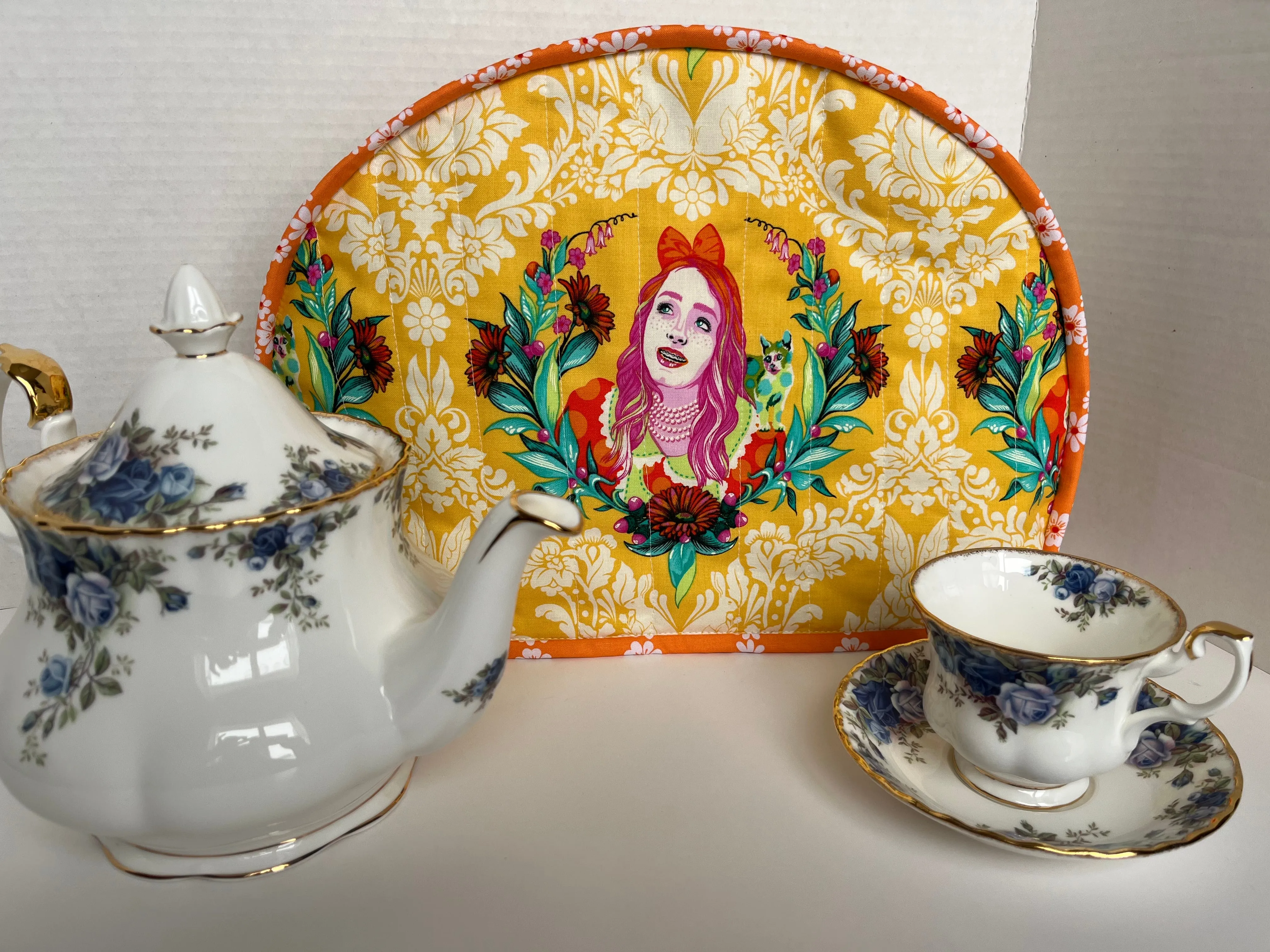 Alice in Wonderland Tea Cozy