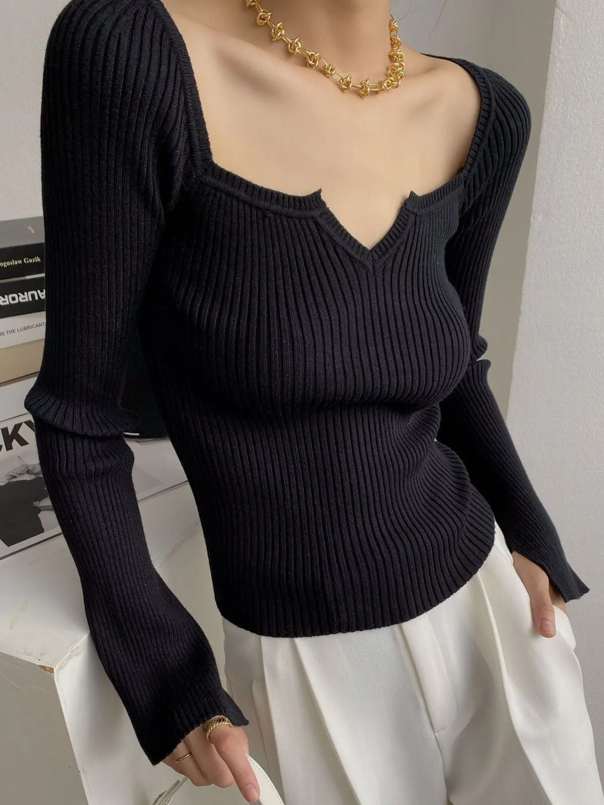 French Vintage Hepburn-Style Square Neck Sweater with Bell Sleeves - Sensual Autumn Top
